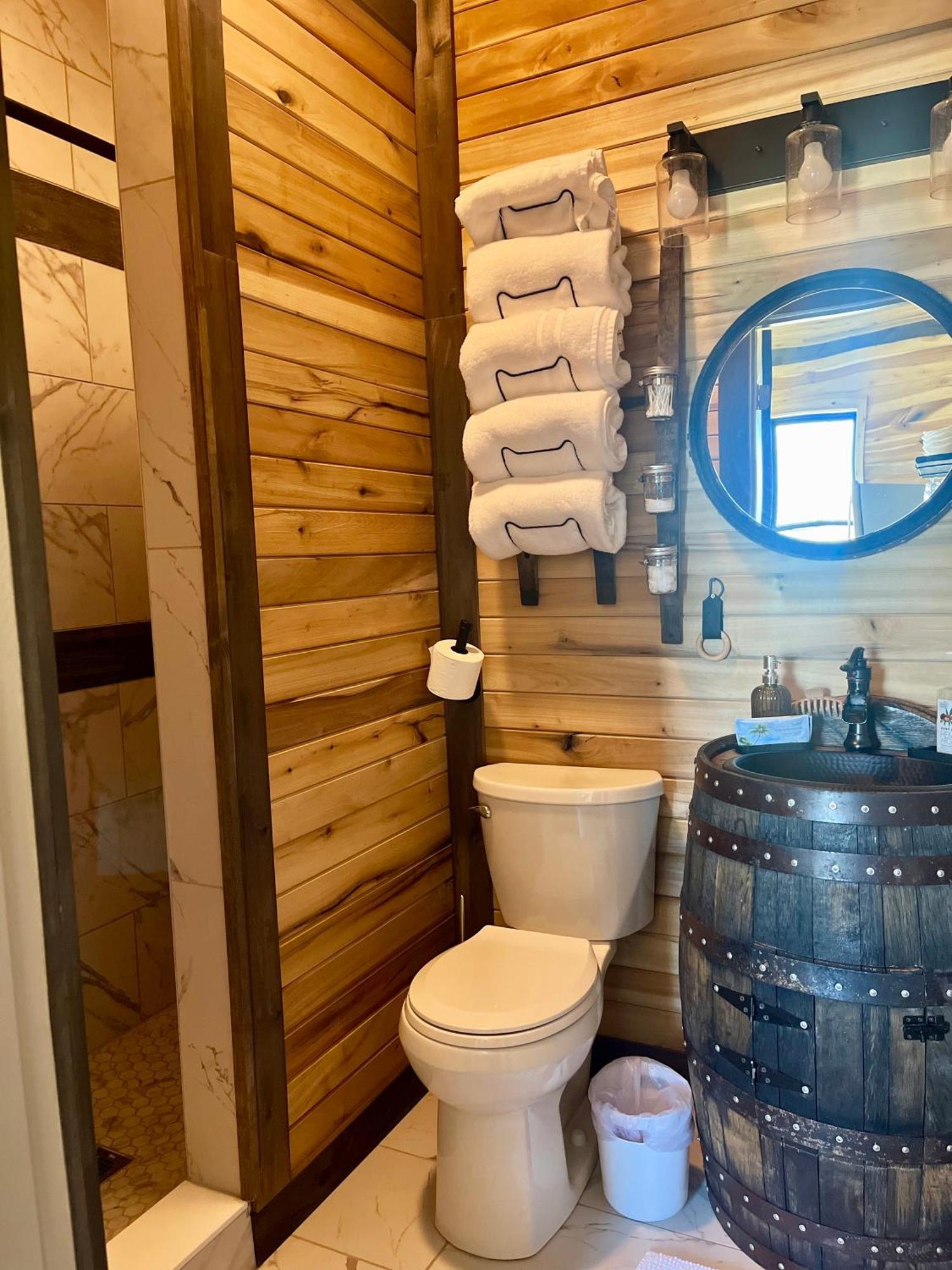 Bourbon Barrel Cottages #2 Of 5 On Kentucky Trail Lawrenceburg Exteriör bild